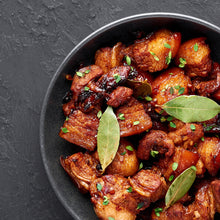 Load image into Gallery viewer, Organic Hand Select Bay Leaf