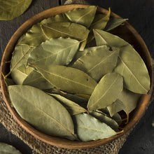 Load image into Gallery viewer, Organic Hand Select Bay Leaf