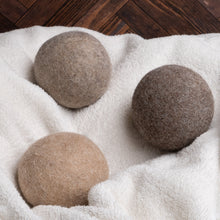 Load image into Gallery viewer, Alpaca Dryer Balls ( 3 pack )