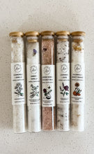 Load image into Gallery viewer, Lavender Rose Bath Salt