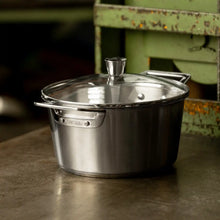 Load image into Gallery viewer, Stewpot with lid