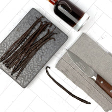Load image into Gallery viewer, Sri Lankan Vanilla Beans - Whole Grade A Vanilla Pods