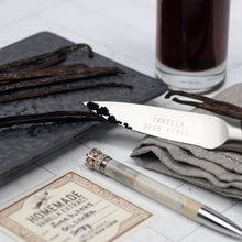 Load image into Gallery viewer, Sri Lankan Vanilla Beans - Whole Grade A Vanilla Pods