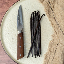 Load image into Gallery viewer, Sumatra Vanilla Beans - Whole Grade A Vanilla Pods for Vanilla Extract and Baking