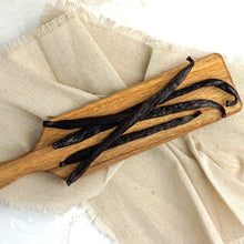 Load image into Gallery viewer, Costa Rica Vanilla Beans - Whole Grade A Hybrid Vanilla Pods for Vanilla Extract and Baking
