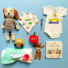Load image into Gallery viewer, Baby New Yorker Organic Gift Set | Estella by Estella