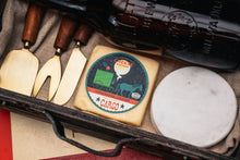 Load image into Gallery viewer, &quot;Precious Cargo&quot; Horseradish Cheddar