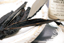 Load image into Gallery viewer, Guatemala Vanilla Beans - Whole Grade A Vanilla Pods for Vanilla Extract and Baking