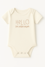 Load image into Gallery viewer, Hello I&#39;m New Here Clay Organic Cotton Baby Bodysuit Short Sleeve