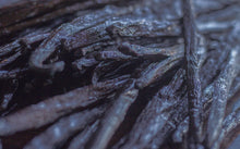 Load image into Gallery viewer, Homemade Vanilla Extract Kit with Organic Madagascar Vanilla Beans
