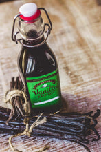 Load image into Gallery viewer, Homemade Vanilla Extract Kit with Organic Madagascar Vanilla Beans