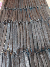Load image into Gallery viewer, Peruvian Vanilla Beans - Whole Grade A Vanilla Pods for Vanilla Extract and Baking